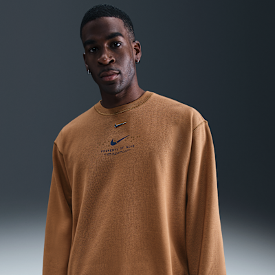 Nike Sportswear Club Men's Fleece Crew-Neck Sweatshirt. Nike.com
